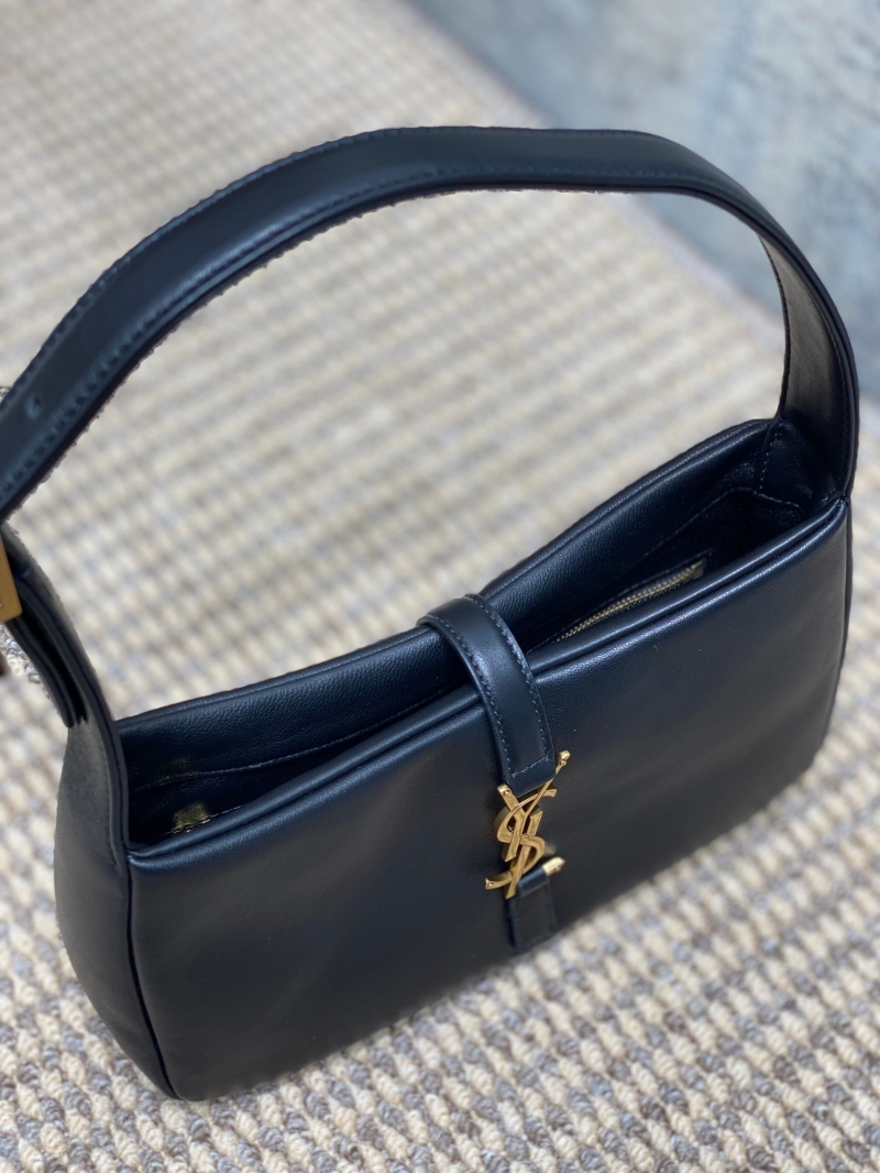 Y51 hobo bags